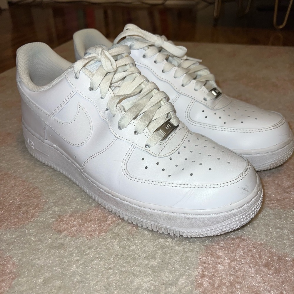 MENS/WOMENS Nike Air Force 1 Sneakers